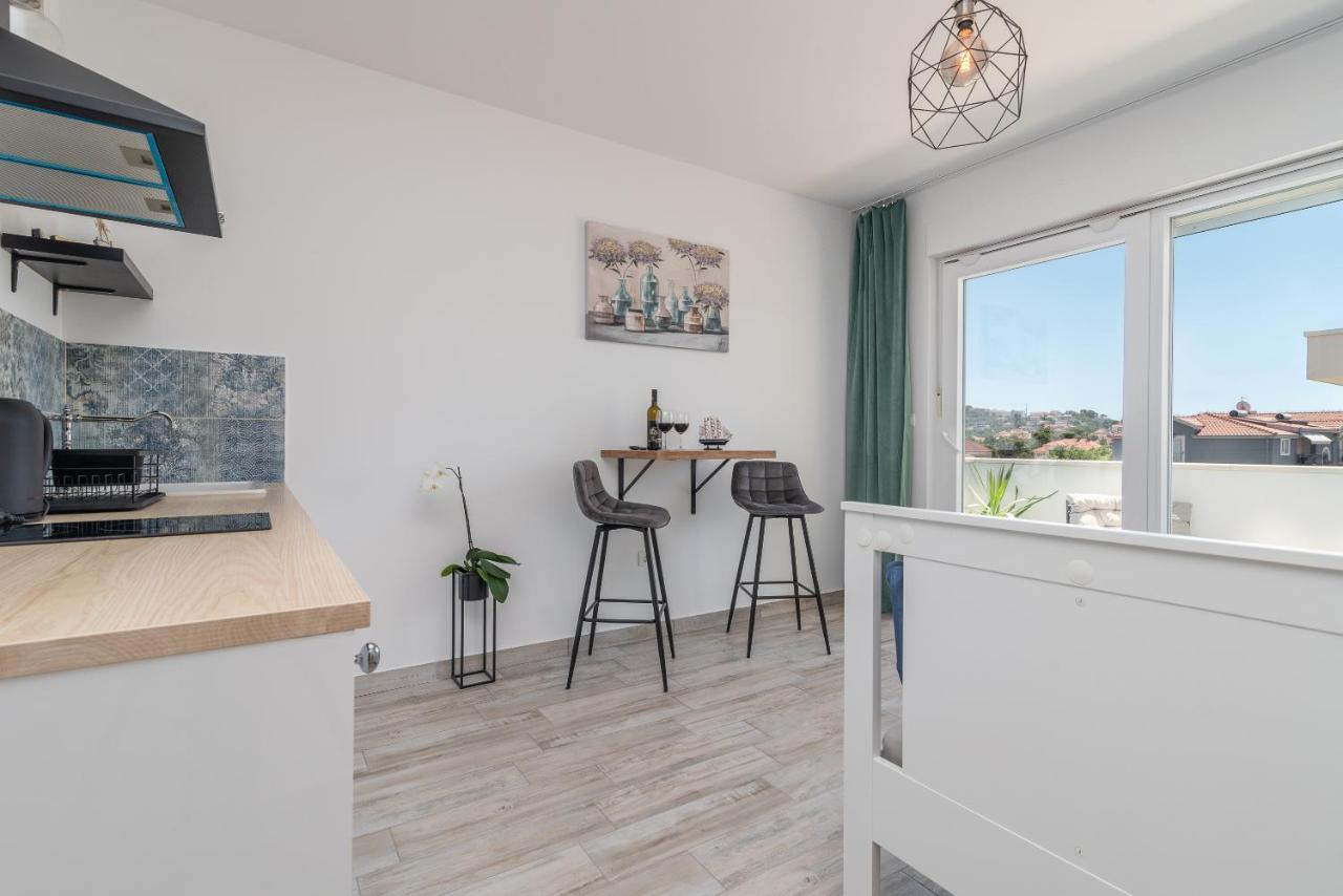 Apartmani Princi Трогир Экстерьер фото