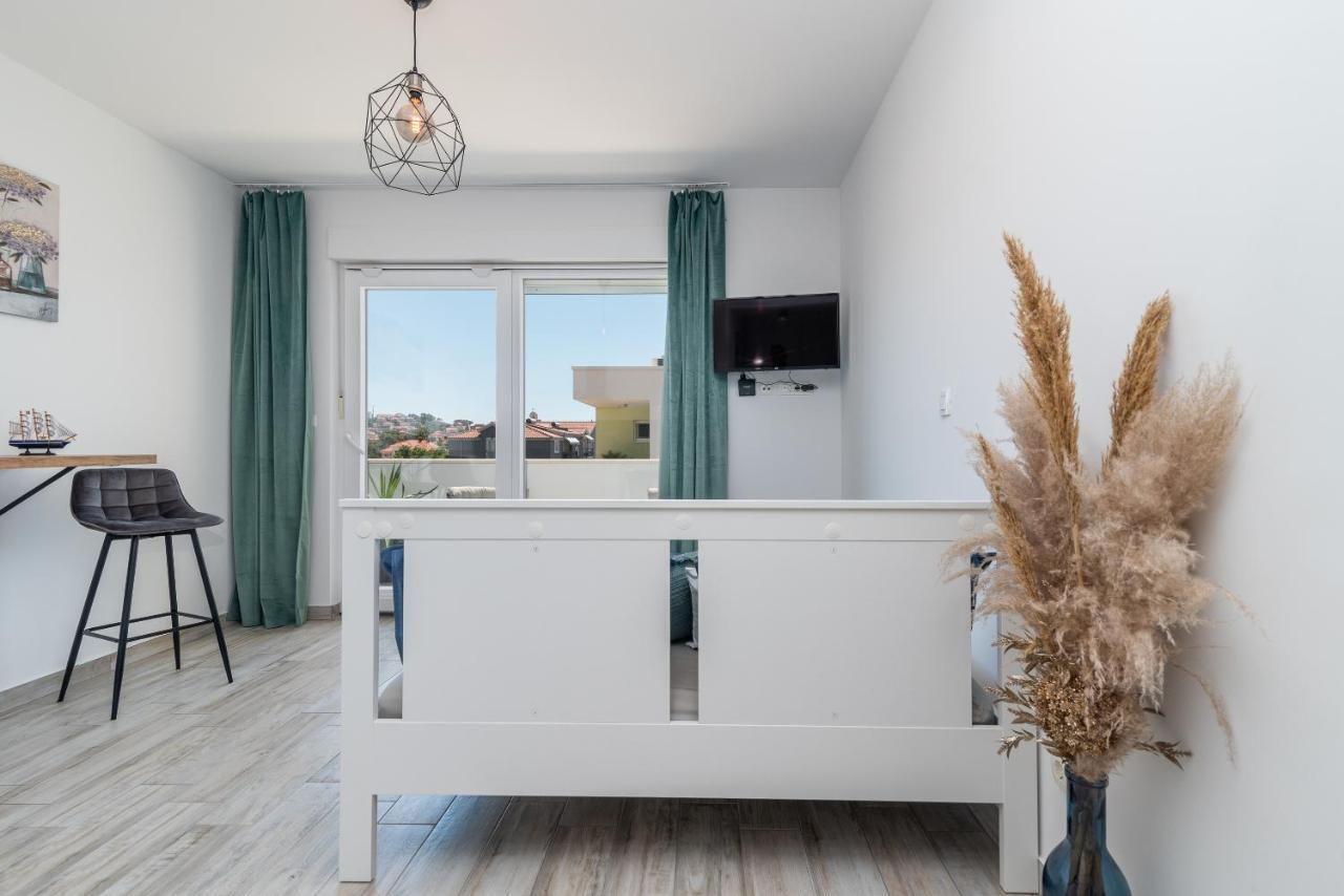 Apartmani Princi Трогир Экстерьер фото